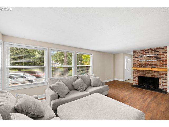 4741 Sw 207TH Ct, Beaverton, OR 97078