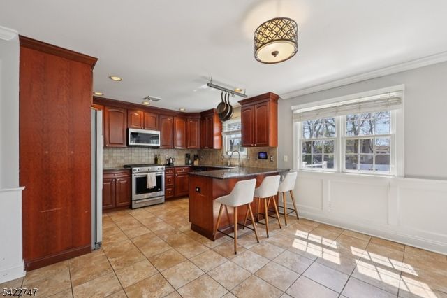 420 William St, Somerville Boro, NJ 08876