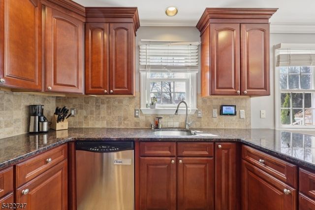 420 William St, Somerville Boro, NJ 08876