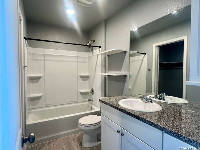 10239 Robbins, San Antonio, TX 78245