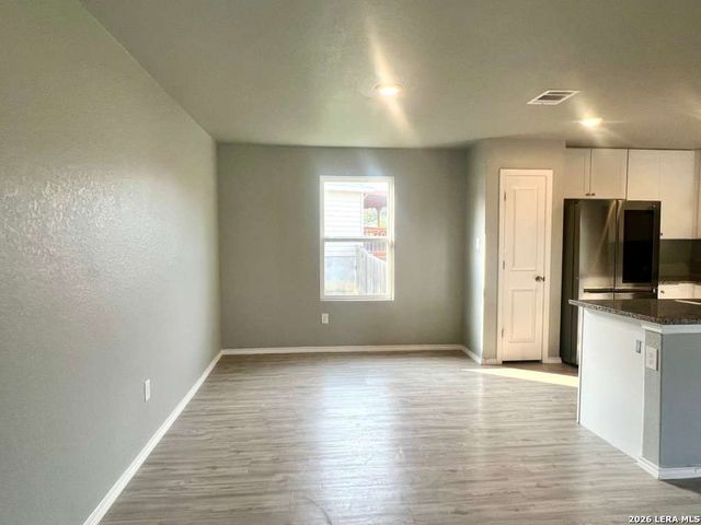 10239 Robbins, San Antonio, TX 78245