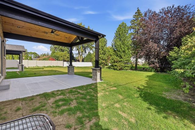 9235 Crescent Court, Oak Lawn, IL 60453