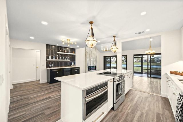 3733 Cape Pointe Circle, Jupiter, FL 33477