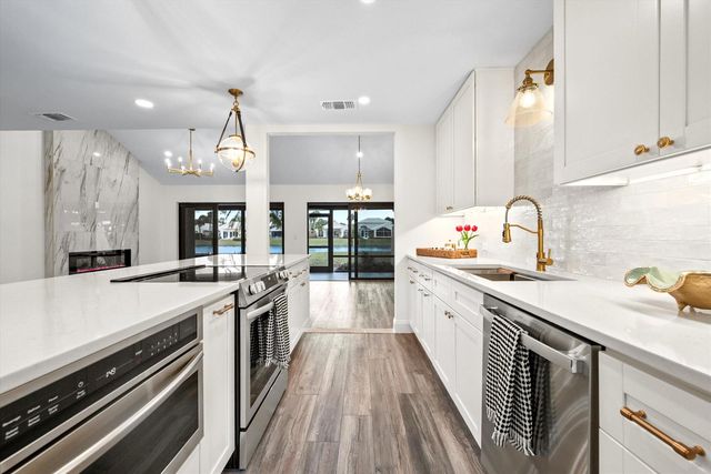 3733 Cape Pointe Circle, Jupiter, FL 33477