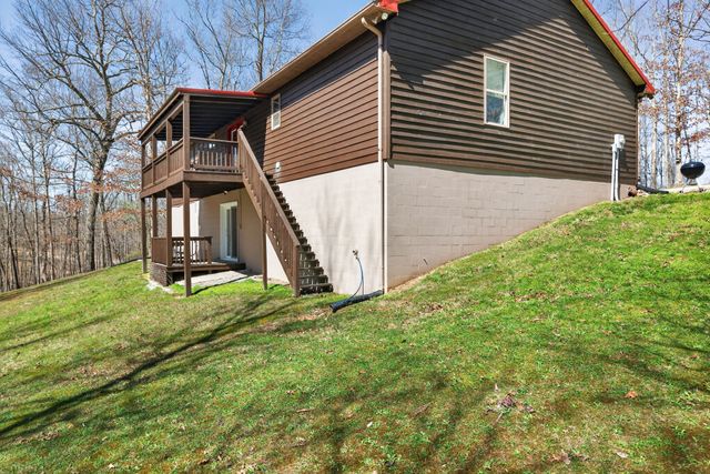 2309 Arrow Trl, Monterey, TN 38574