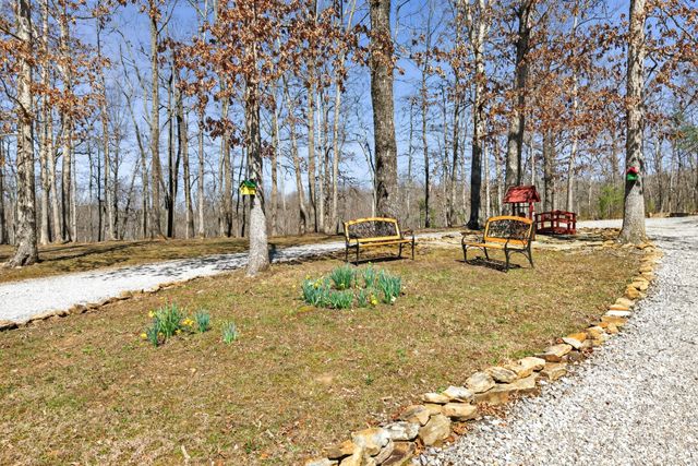 2309 Arrow Trl, Monterey, TN 38574