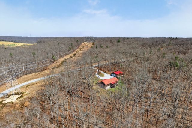 2309 Arrow Trl, Monterey, TN 38574