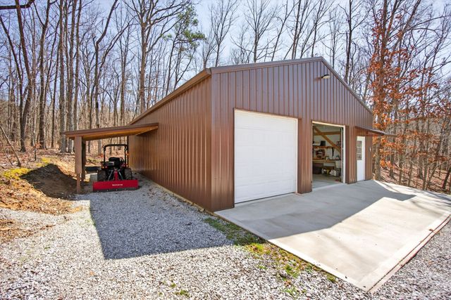 2309 Arrow Trl, Monterey, TN 38574