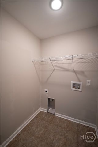 123 Grimsby Road, Savannah, GA 31407