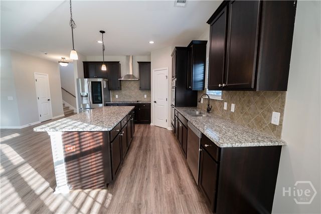 123 Grimsby Road, Savannah, GA 31407