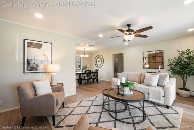 25335 Waycross, Southfield, MI 48033