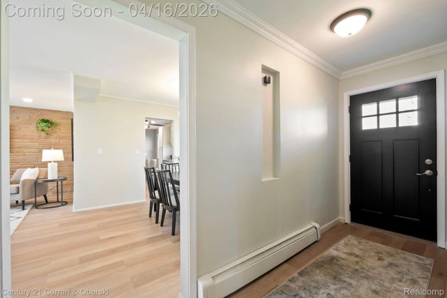 25335 Waycross, Southfield, MI 48033