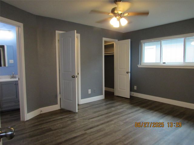 2602 31st Avenue N, Texas City, TX 77590