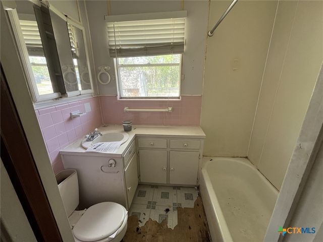 3217 Lake Inks Avenue, Killeen, TX 76543