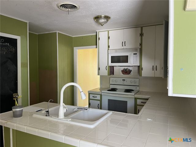 3217 Lake Inks Avenue, Killeen, TX 76543