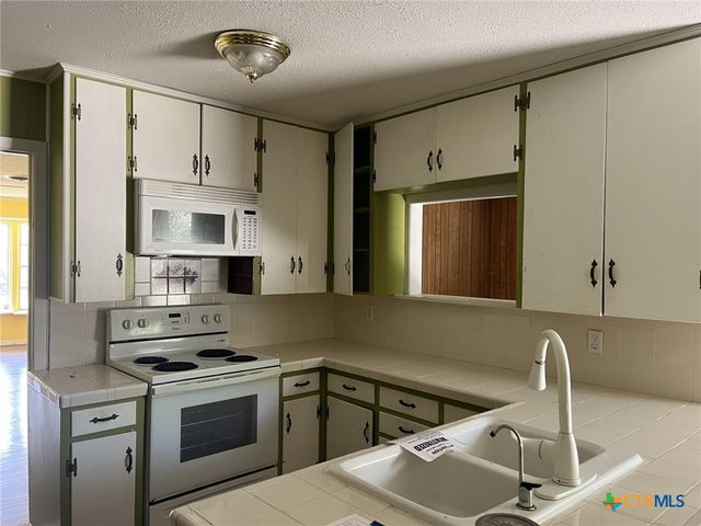 3217 Lake Inks Avenue, Killeen, TX 76543