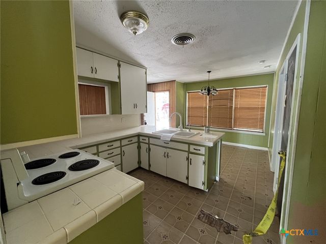 3217 Lake Inks Avenue, Killeen, TX 76543
