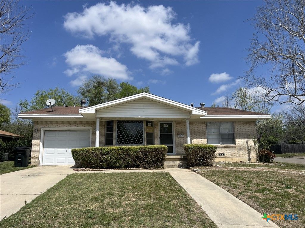 3217 Lake Inks Avenue, Killeen, TX 76543