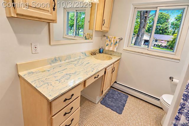 7795 Circle Boulevard, West Bloomfield, MI 48323