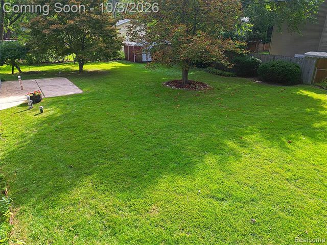 7795 Circle Boulevard, West Bloomfield, MI 48323