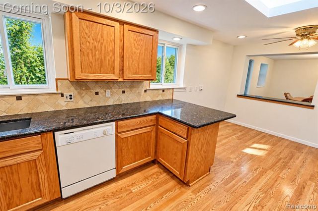 7795 Circle Boulevard, West Bloomfield, MI 48323