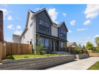 4510 Ne WYGANT St, Portland, OR 97218