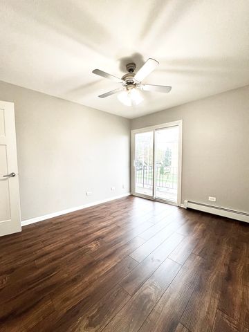 5644 W 105th Street 1W, Oak Lawn, IL 60453