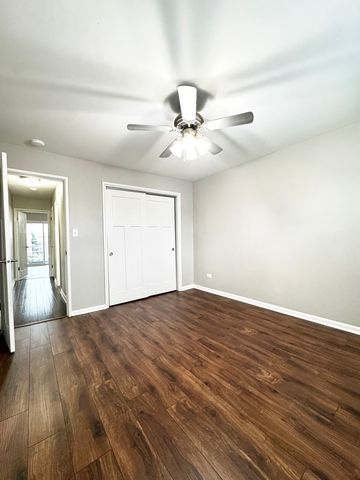 5644 W 105th Street 1W, Oak Lawn, IL 60453
