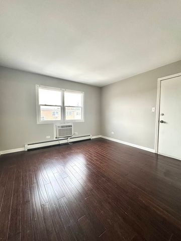 5644 W 105th Street 1W, Oak Lawn, IL 60453