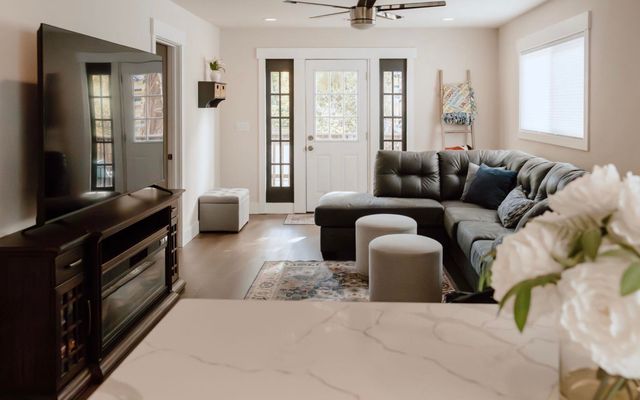 114 Smith Street, Mount Shasta, CA 96067