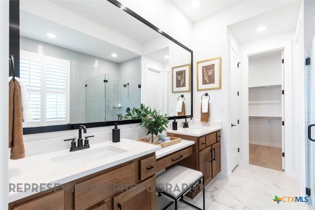 244 Basket Flower Loop, Kyle, TX 78640