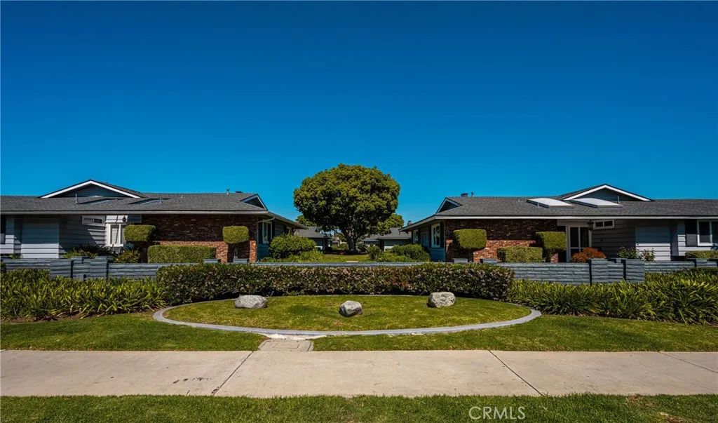 1193 E 1st, Tustin, CA 92780