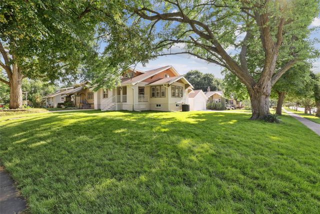 1348 42nd Street, Des Moines, IA 50311