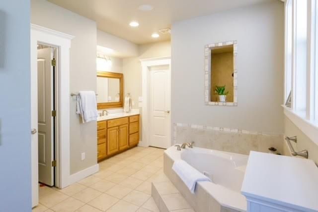 502 Terrace DR, Austin, TX 78704