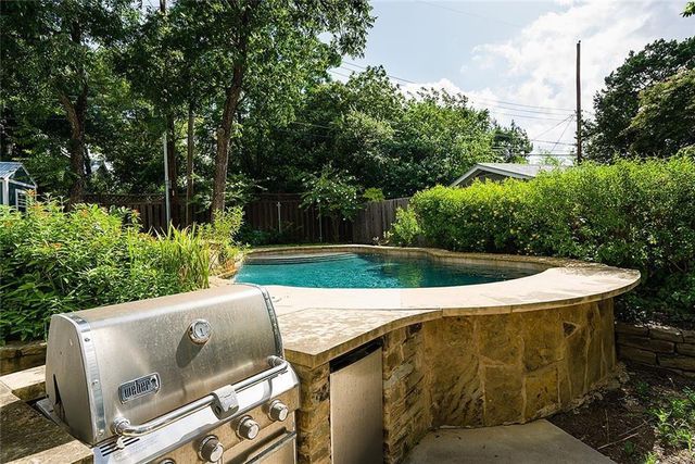 502 Terrace DR, Austin, TX 78704