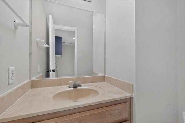 1909 Amor Drive NW, Albuquerque, NM 87120