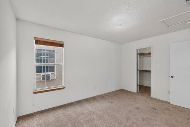 1909 Amor Drive NW, Albuquerque, NM 87120