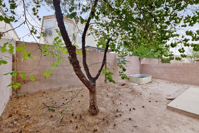 1909 Amor Drive NW, Albuquerque, NM 87120
