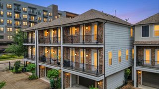 922 W 20th Street A, Houston, TX 77008