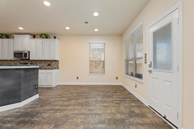 10003 S Whimbrel Circle, Conroe, TX 77385