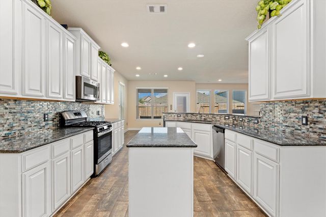 10003 S Whimbrel Circle, Conroe, TX 77385