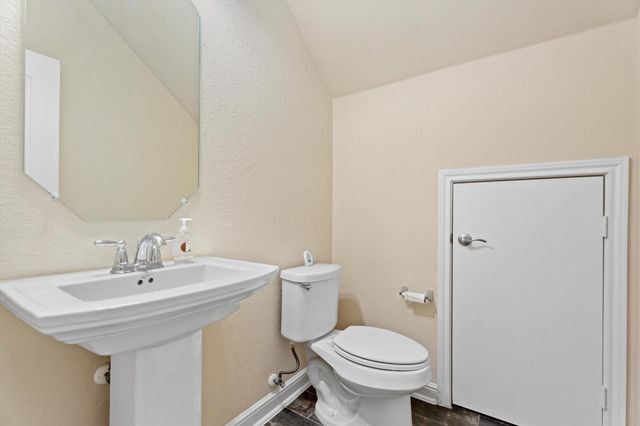 10003 S Whimbrel Circle, Conroe, TX 77385