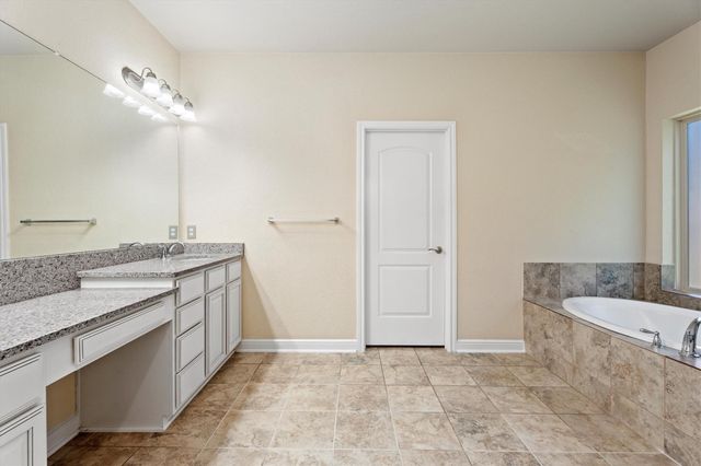 10003 S Whimbrel Circle, Conroe, TX 77385