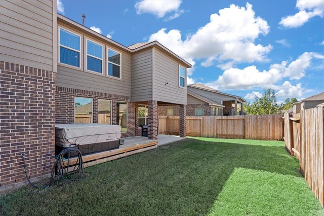 10003 S Whimbrel Circle, Conroe, TX 77385