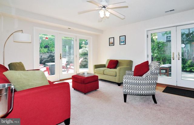 4306 KENTBURY DR, Bethesda, MD 20814