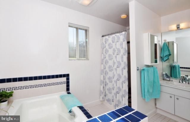4306 KENTBURY DR, Bethesda, MD 20814