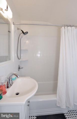 4306 KENTBURY DR, Bethesda, MD 20814