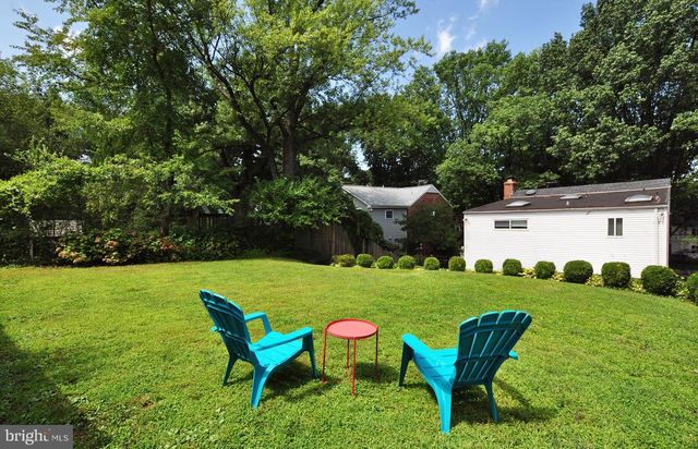 4306 KENTBURY DR, Bethesda, MD 20814