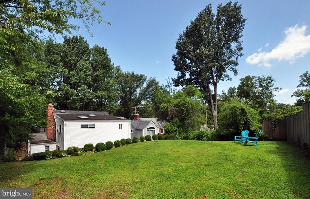 4306 KENTBURY DR, Bethesda, MD 20814