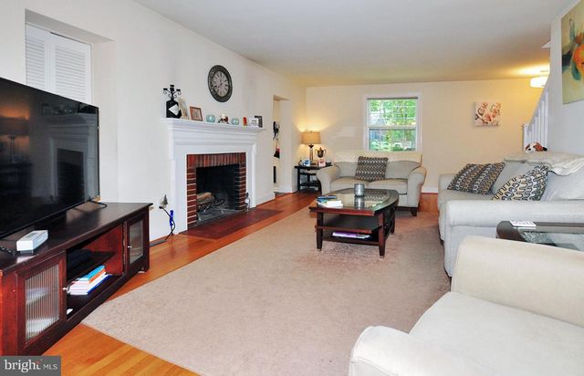 4306 KENTBURY DR, Bethesda, MD 20814